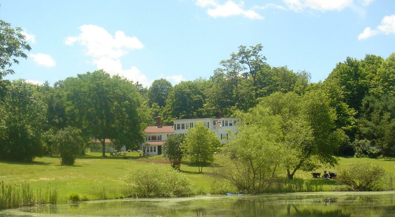 Millbrook Farmhouse Escape - Millbrook, New York