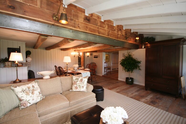 Millbrook Farmhouse Escape - Millbrook, New York