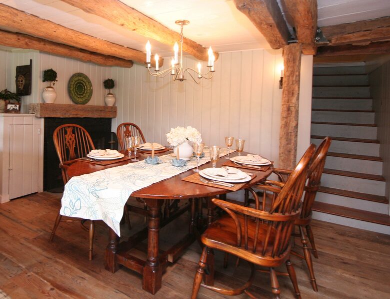 Millbrook Farmhouse Escape - Millbrook, New York