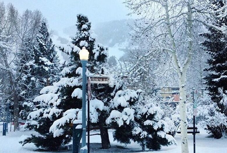 St. Regis Residence Club, Aspen 3 Bedroom - Aspen, Colorado