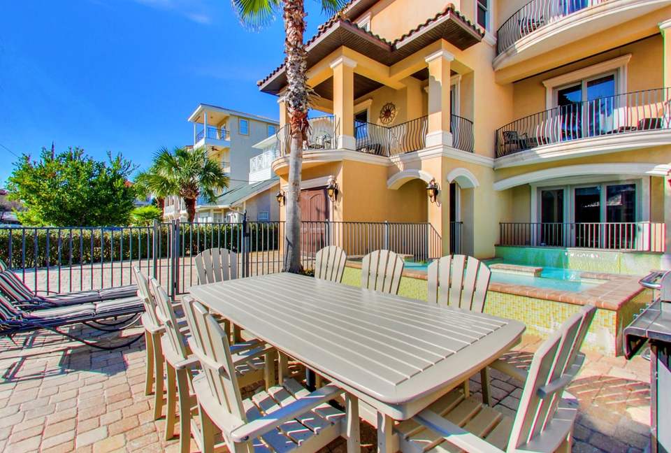 Santorini - Private Beach Access - Miramar Beach, Florida