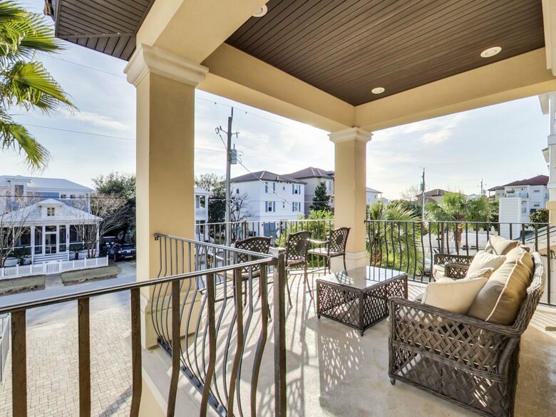 Santorini - Private Beach Access - Miramar Beach, Florida