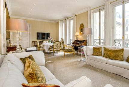 Louvre Royal - Paris, France