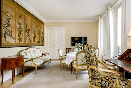 Louvre Royal - Paris, France