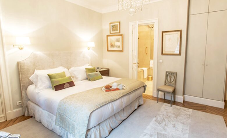 Louvre Royal - Paris, France