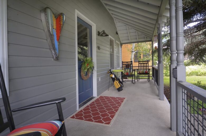 Iron Horse - Southern Belle - Crested Butte, Colorado