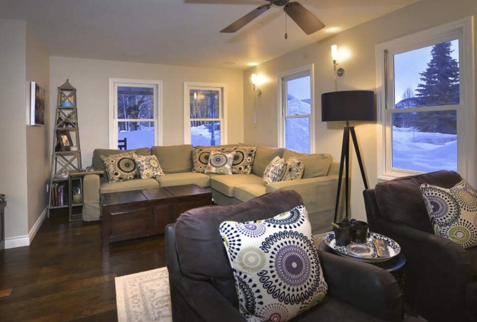 Iron Horse - Southern Belle - Crested Butte, Colorado