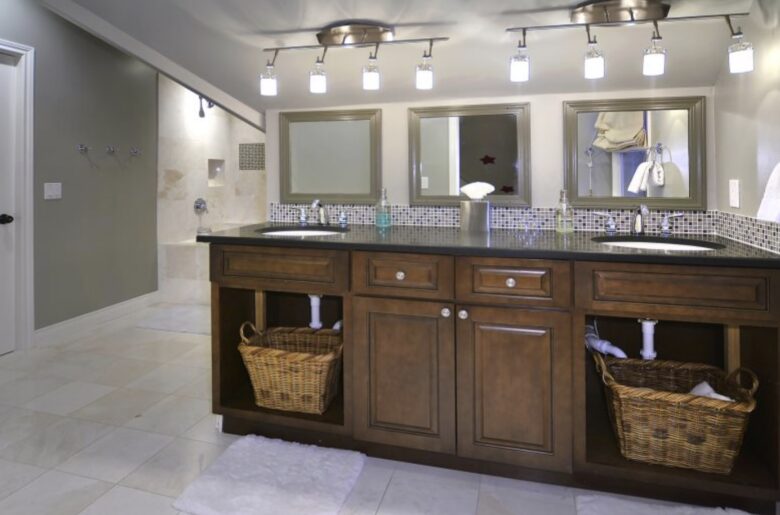 Iron Horse - Southern Belle - Crested Butte, Colorado