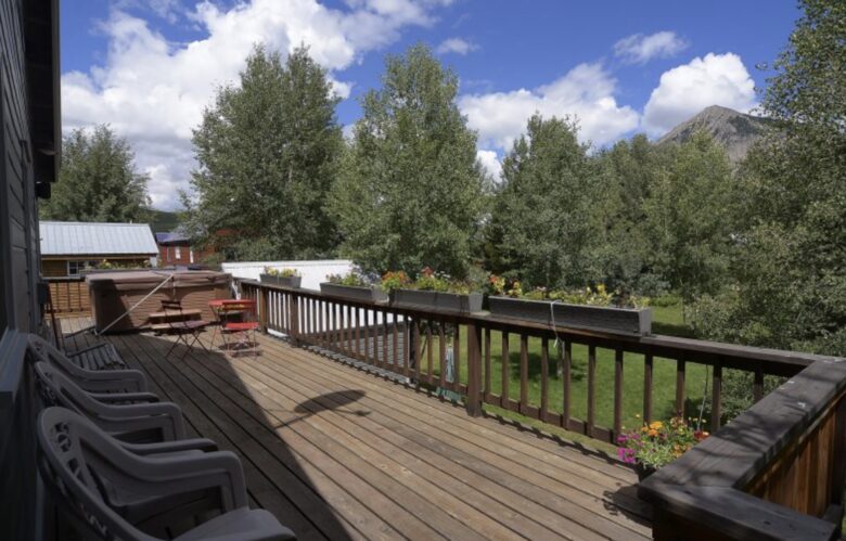 Iron Horse - Southern Belle - Crested Butte, Colorado