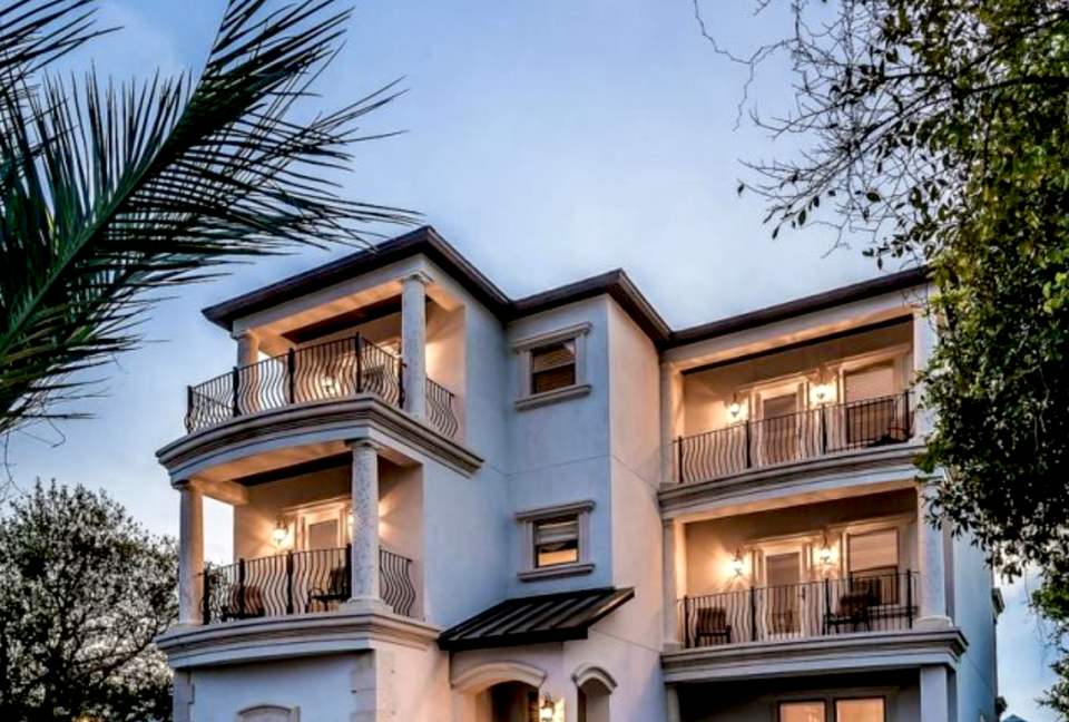 Venetian Palace - Private Beach Access - Miramar Beach, Florida