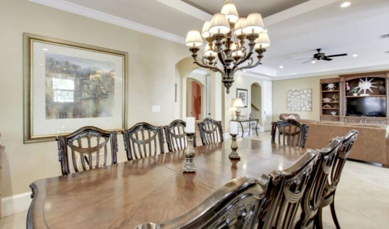 Venetian Palace - Private Beach Access - Miramar Beach, Florida