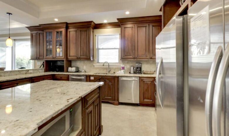 Venetian Palace - Private Beach Access - Miramar Beach, Florida