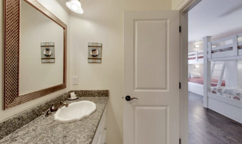 Venetian Palace - Private Beach Access - Miramar Beach, Florida