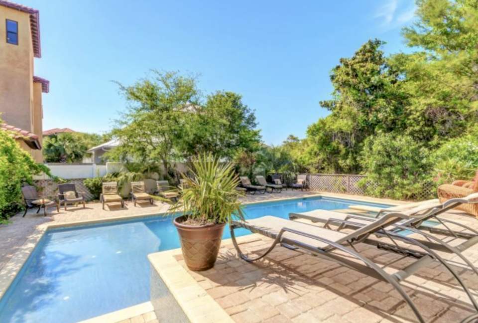 Venetian Palace - Private Beach Access - Miramar Beach, Florida