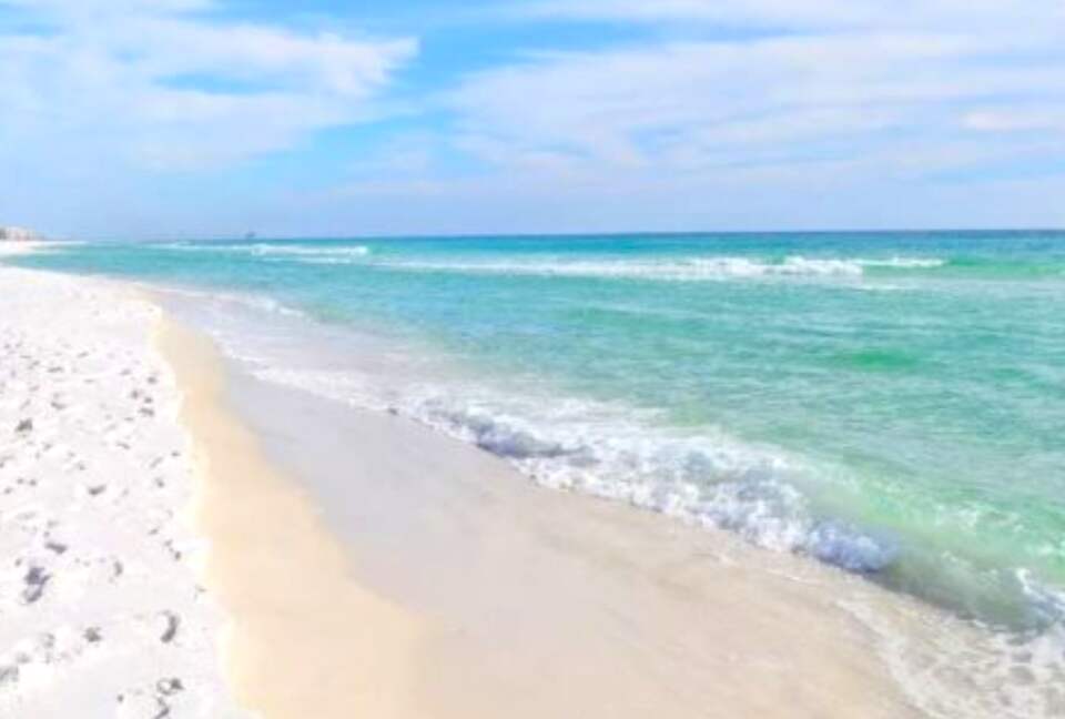 Venetian Palace - Private Beach Access - Miramar Beach, Florida