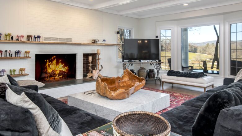 The Magnolia Manor at The Horse Shoe Farm - Hendersonville, North Carolina