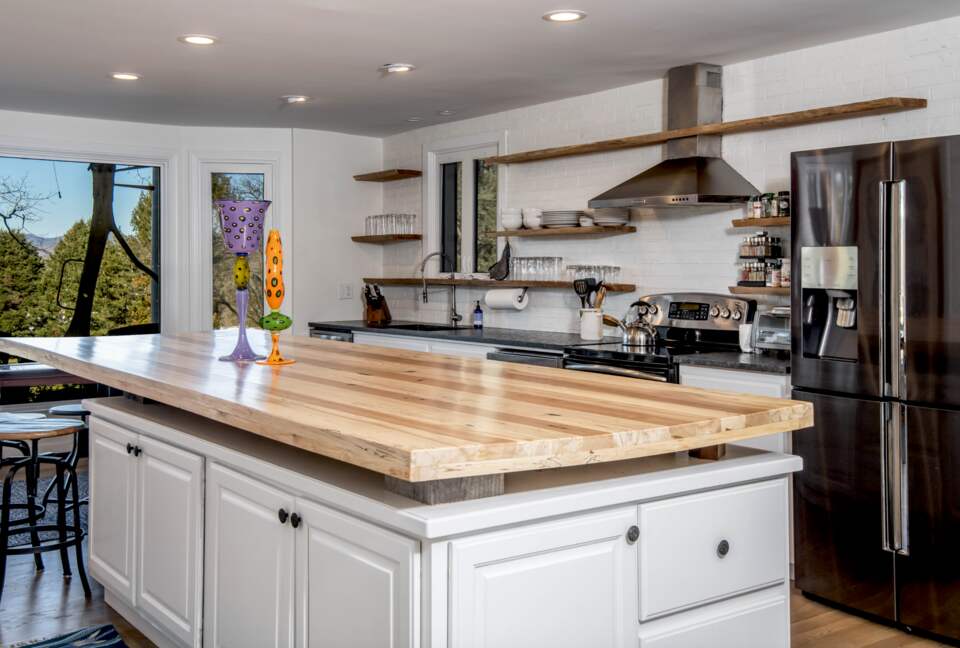 The Magnolia Manor at The Horse Shoe Farm - Hendersonville, North Carolina