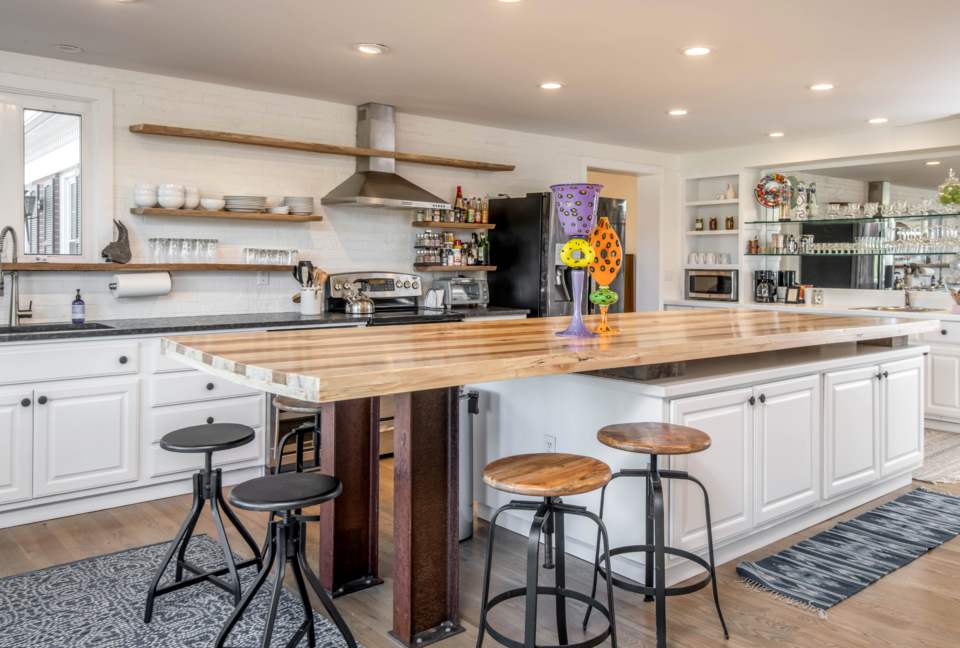 The Magnolia Manor at The Horse Shoe Farm - Hendersonville, North Carolina