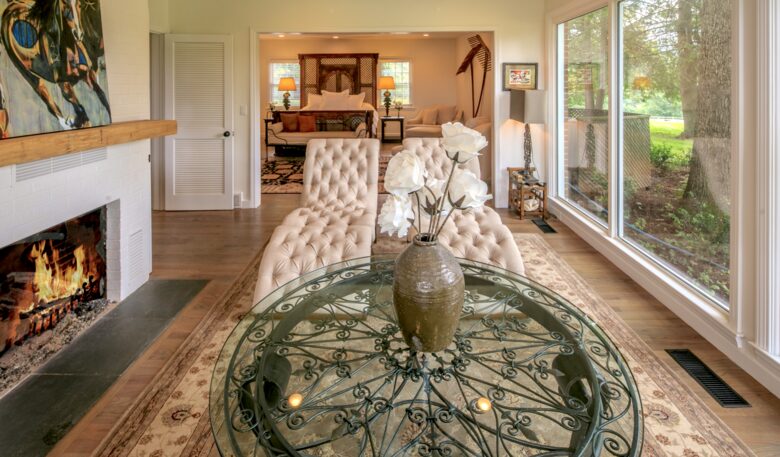 The Magnolia Manor at The Horse Shoe Farm - Hendersonville, North Carolina