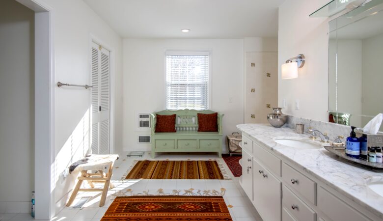 The Magnolia Manor at The Horse Shoe Farm - Hendersonville, North Carolina