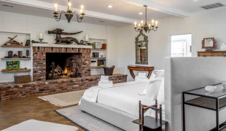 The Magnolia Manor at The Horse Shoe Farm - Hendersonville, North Carolina