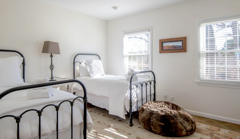 The Magnolia Manor at The Horse Shoe Farm - Hendersonville, North Carolina