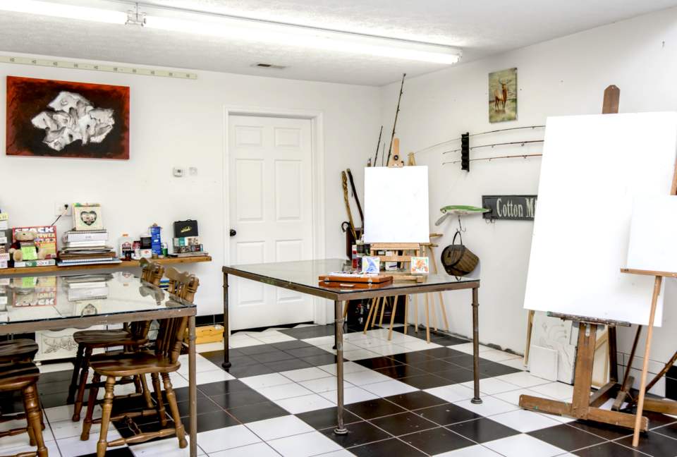 The Magnolia Manor at The Horse Shoe Farm - Hendersonville, North Carolina