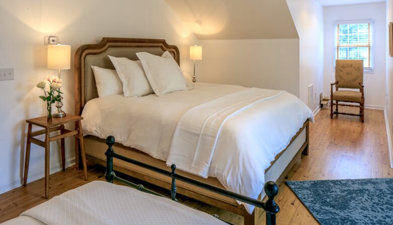 The Willow House at The Horseshoe Farm - Hendersonville, North Carolina