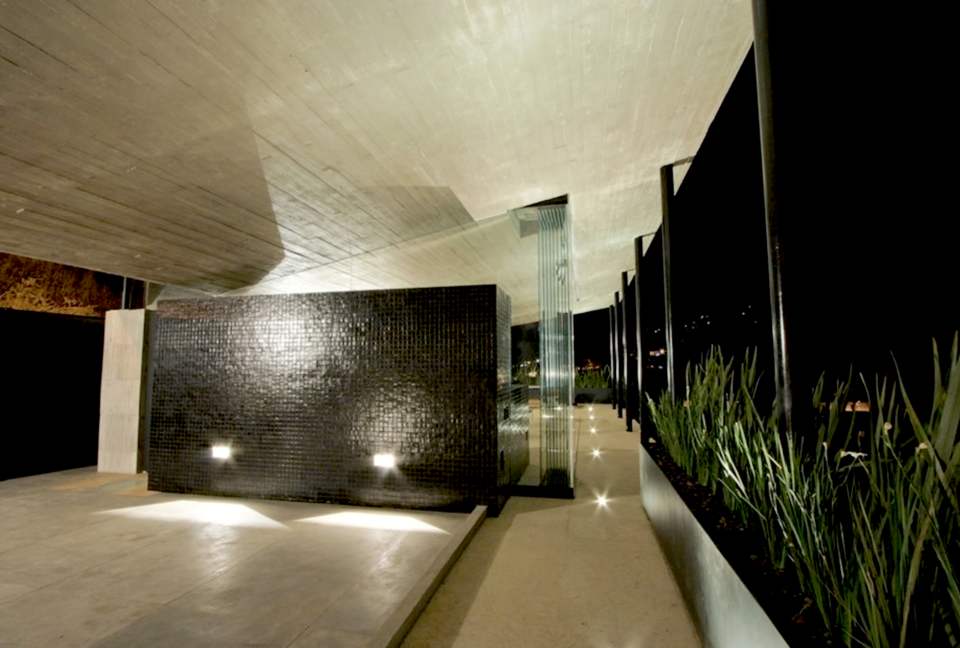 Casa Negra - Valle de Bravo, Mexico