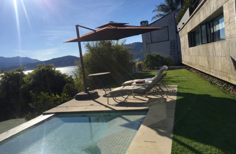 Casa Negra - Valle de Bravo, Mexico