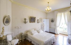 Château De Vézins (R) - Cholet, France