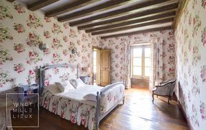 Château De Vézins (R) - Cholet, France