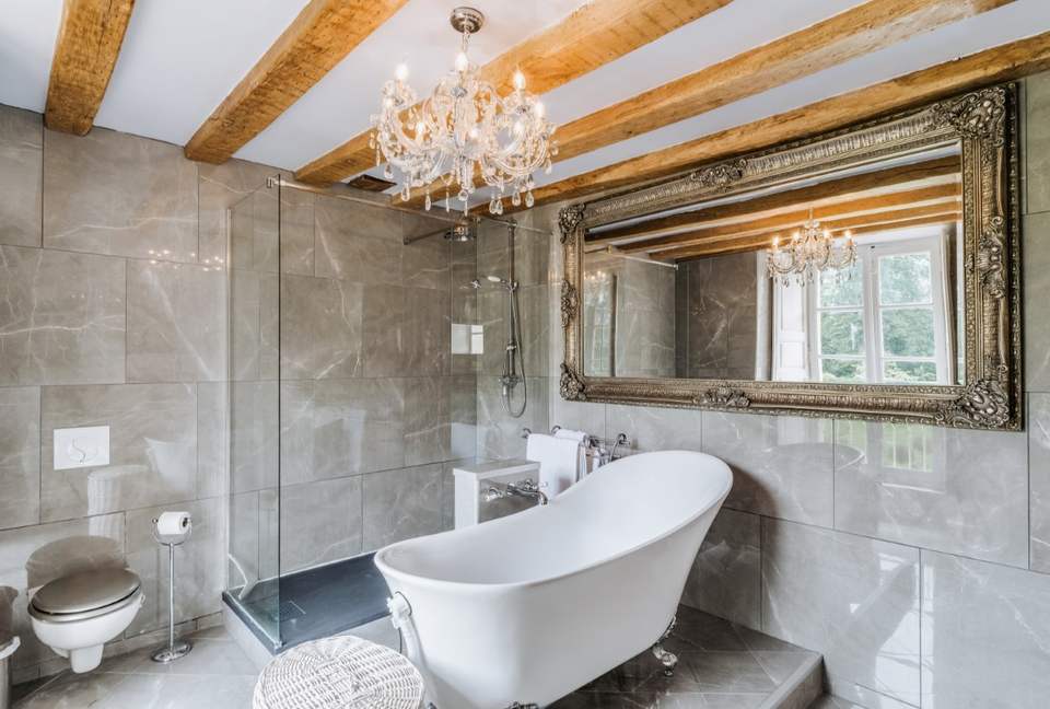 Château De Vézins (R) - Cholet, France