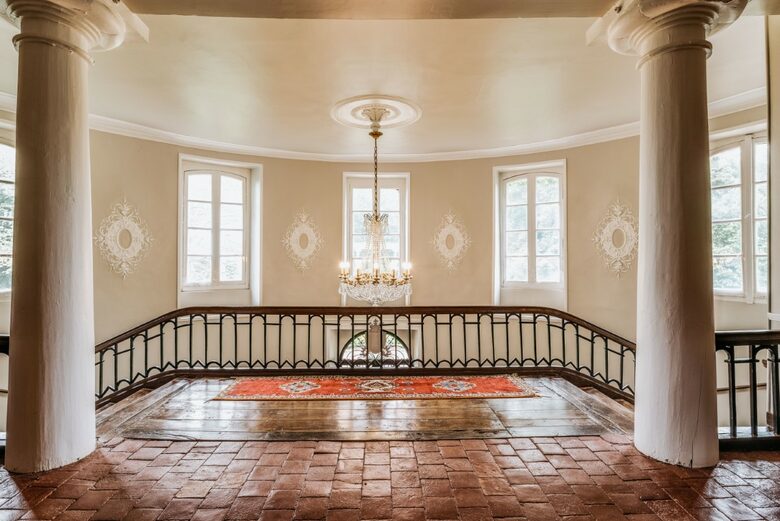 Château De Vézins (R) - Cholet, France