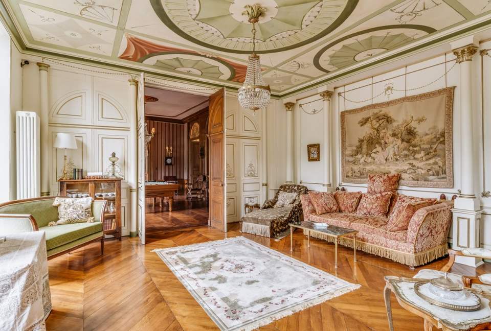 Château De Vézins (R) - Cholet, France