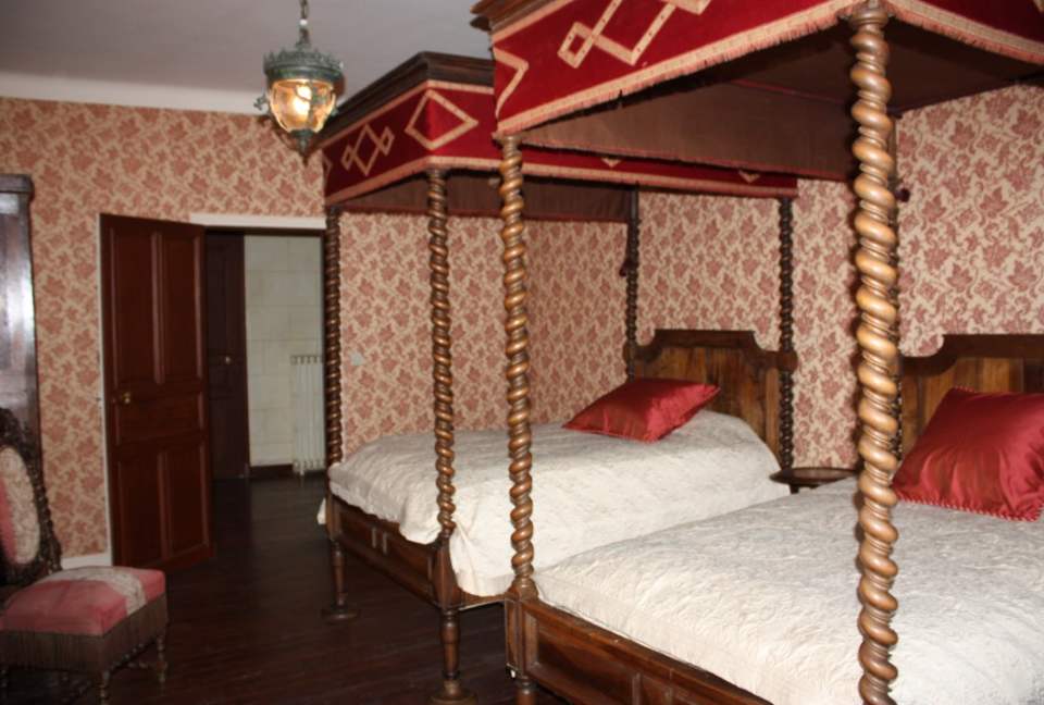 Château De Vézins (R) - Cholet, France