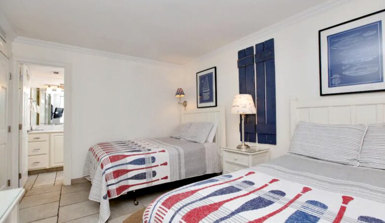 Emerald Towers Beachfront Residence - Destin, Florida