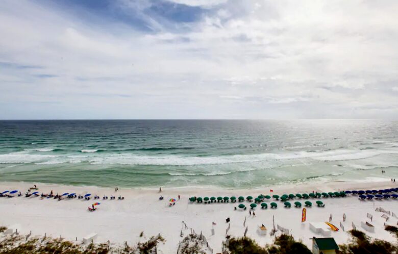 Emerald Towers Beachfront Residence - Destin, Florida
