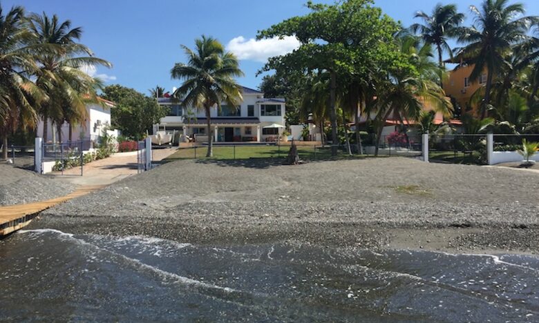 La Blanca del Palmar - Palmar de Ocoa, Dominican Republic