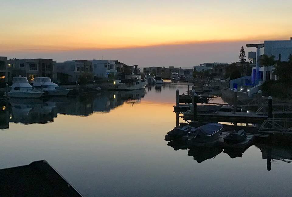 Westerly Manor - Sovereign Island, Australia
