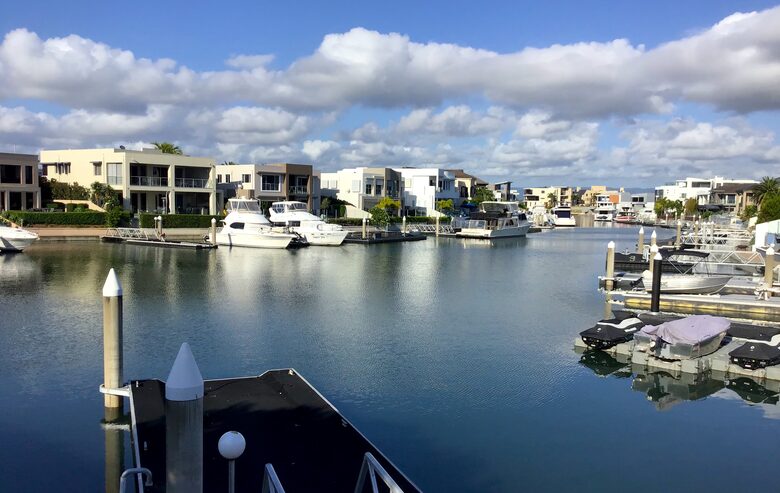 Westerly Manor - Sovereign Island, Australia