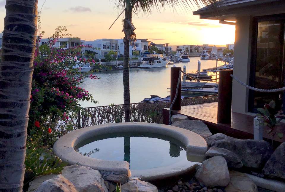 Westerly Manor - Sovereign Island, Australia