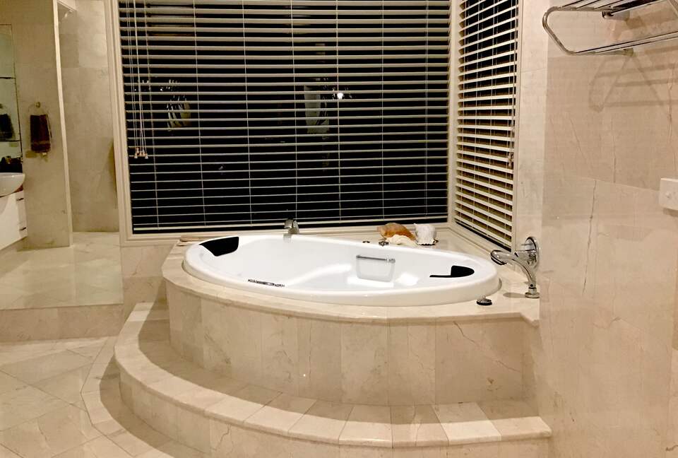 Westerly Manor - Sovereign Island, Australia