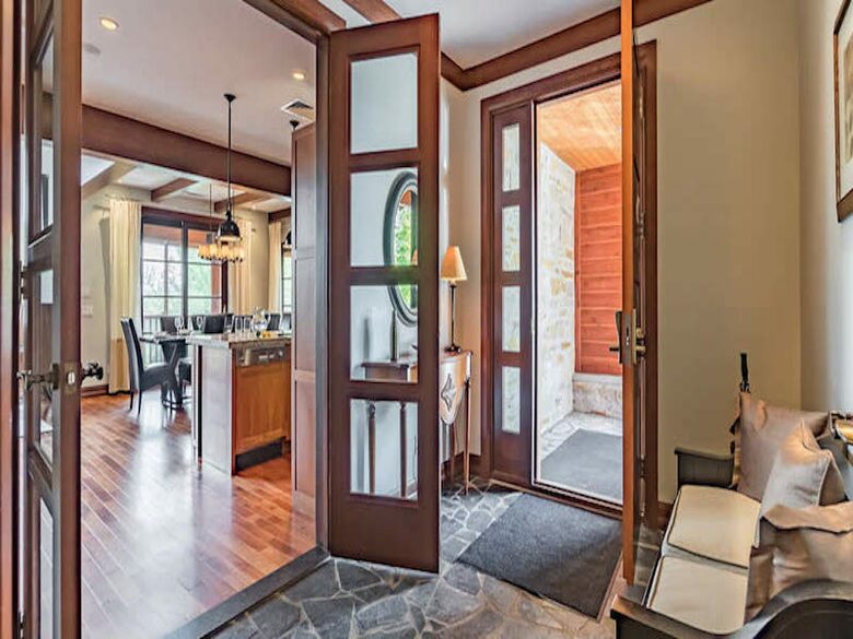 Les Legendes 4 Bedroom Residence - Mont-Tremblant, Canada