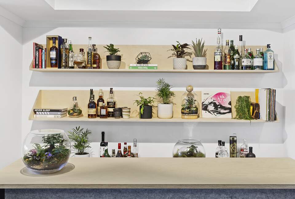 Modern Queensbridge Residence - Southbank, Melbourne, Australia