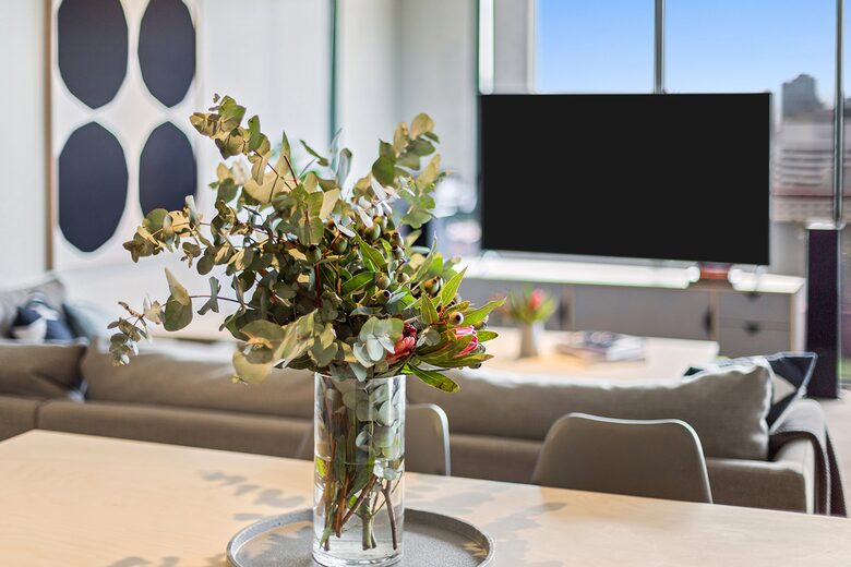 Modern Queensbridge Residence - Southbank, Melbourne, Australia