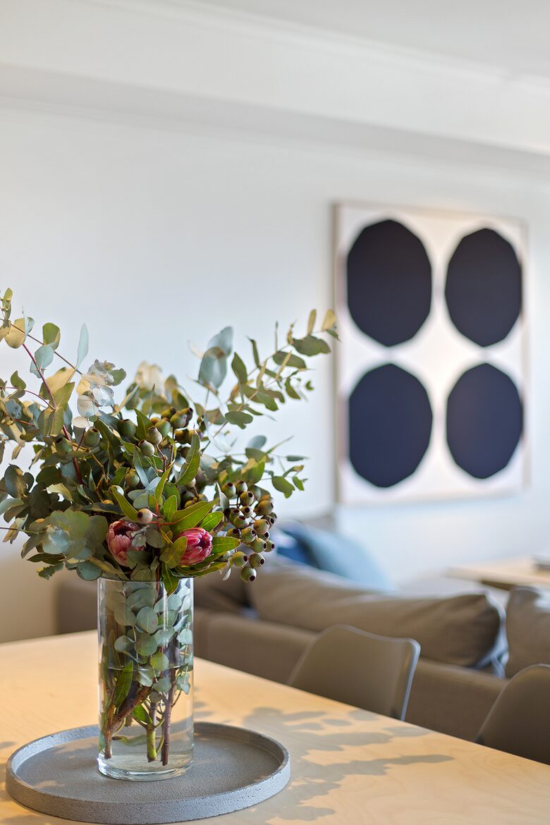 Modern Queensbridge Residence - Southbank, Melbourne, Australia