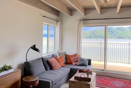 Waterfront Apartment: A Ferry Away From San Francisco! - Tiburon, California