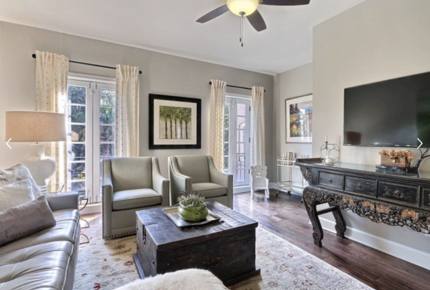 Southern Historic Cottage- trial - Savannah, Georgia