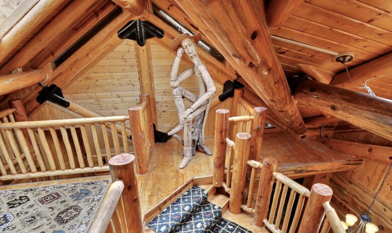 Timber Moose: America's Biggest Log Cabin - Heber City, Utah